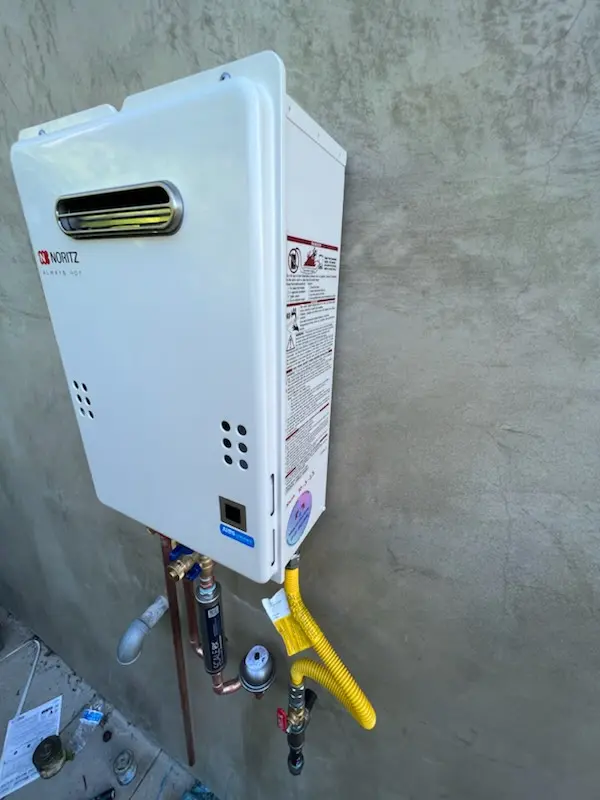 Tankless water heater installation for Bithlo homes